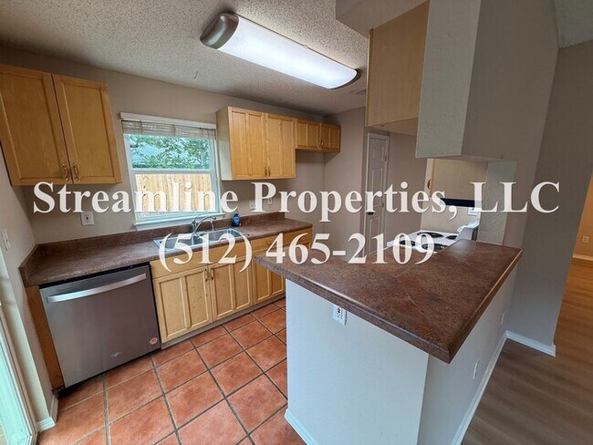 Building Photo - Charming 3 bedroom, 2 bath off Wells Branch