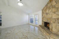 Building Photo - 3203 Golden Willow Dr