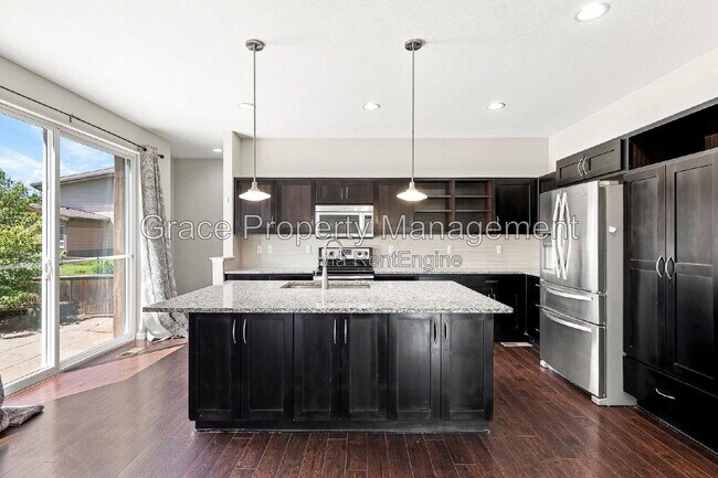Building Photo - 10229 Southlawn Cir