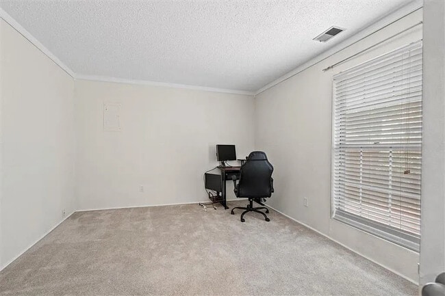 Building Photo - 12808 W 108th St