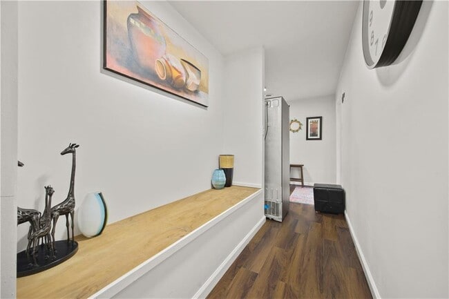 Building Photo - 3285 Mar Lanta Dr