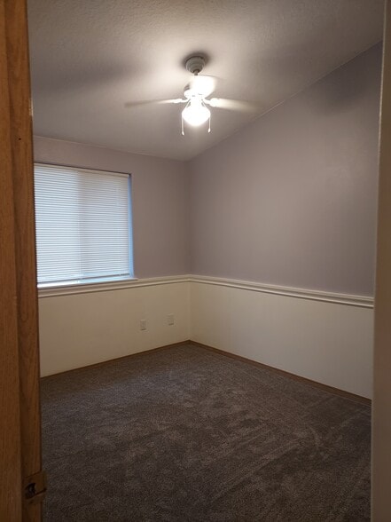 Bedroom 2 - 7910 SE 67th Ave