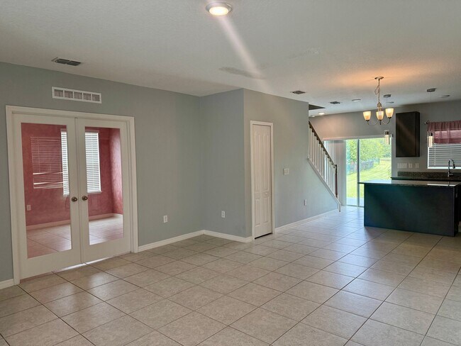 Building Photo - 2213 Canyon Breeze Ave
