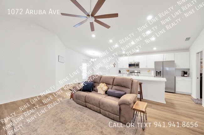 Building Photo - 1072 Aruba Ave