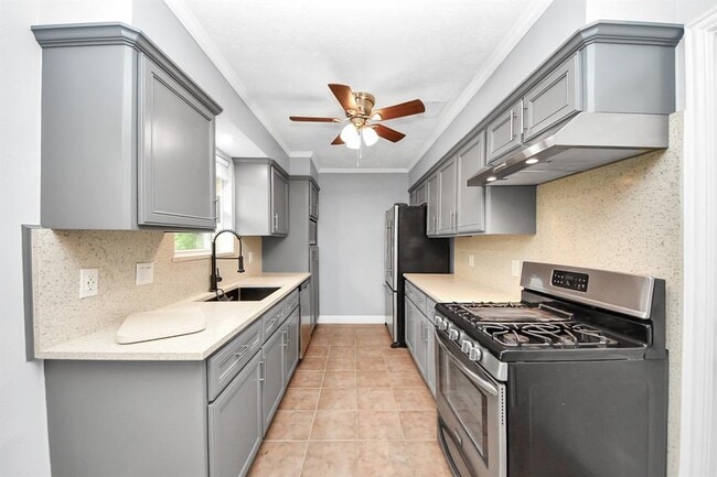 Building Photo - 12503 Foxburo Dr