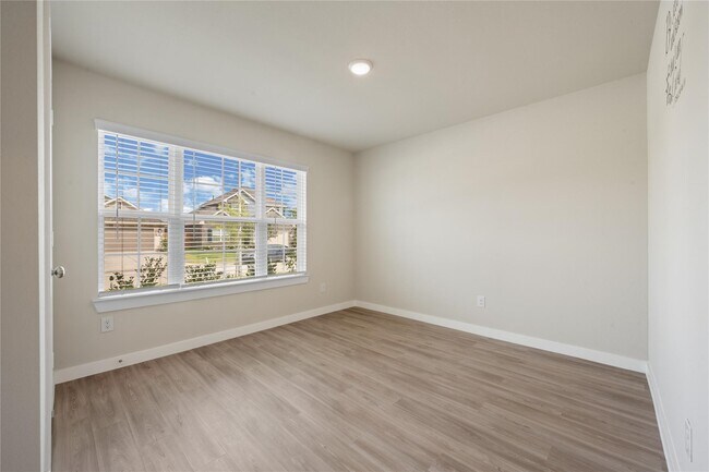 Building Photo - 8635 Jetty Glen Dr