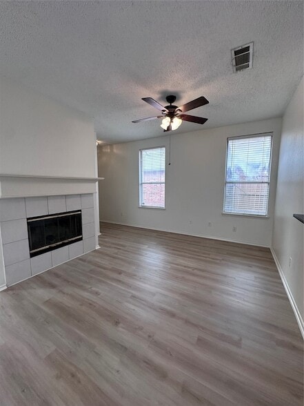 Building Photo - 1315 E Brown St