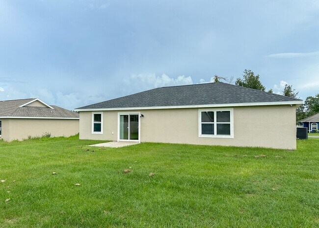 Building Photo - 2680 SW 156th Ln