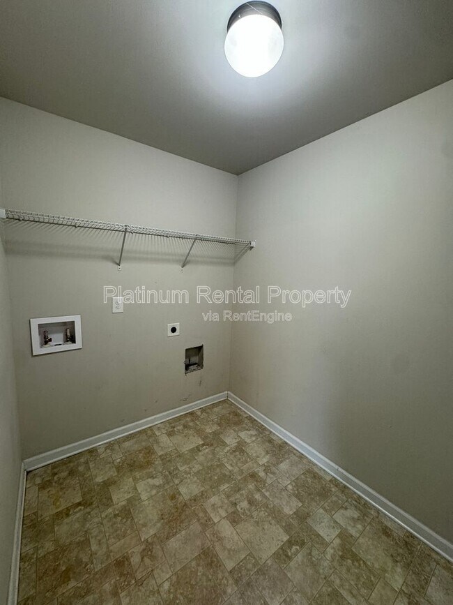 Building Photo - 1355 Slate Bend Dr