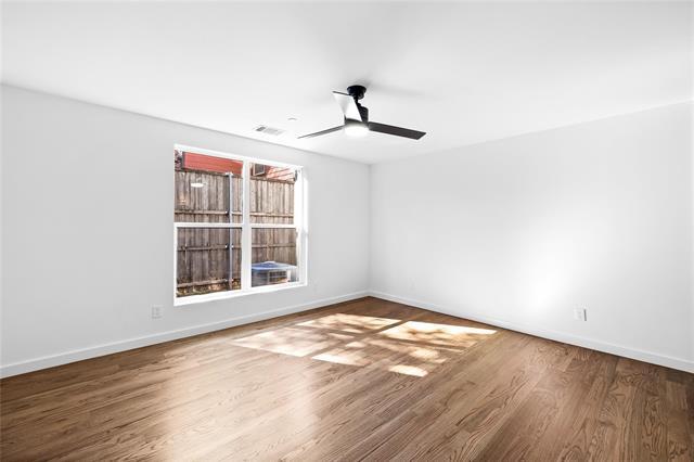 Building Photo - 1529 Villars St