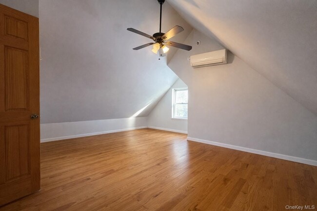 Building Photo - 76-30 172nd St