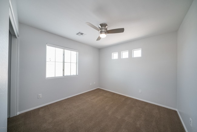 Building Photo - 1774 W Pelican Dr