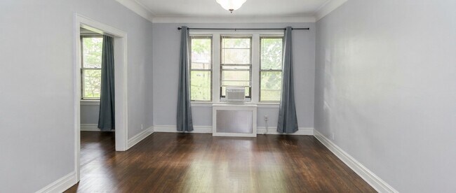 Building Photo - 117 Kensington Ave
