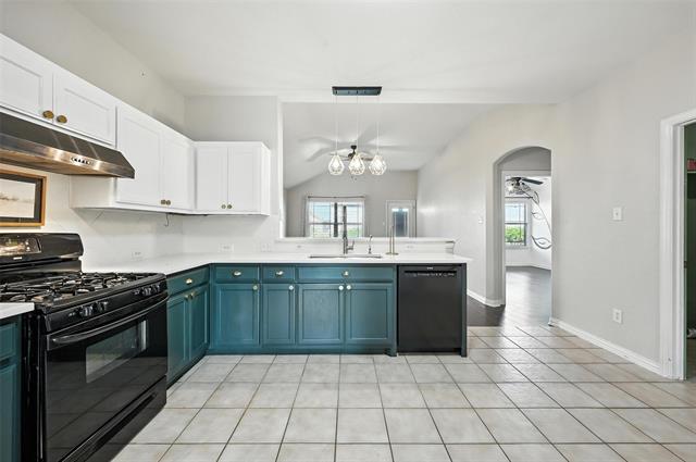 Building Photo - 7245 Silver City Dr