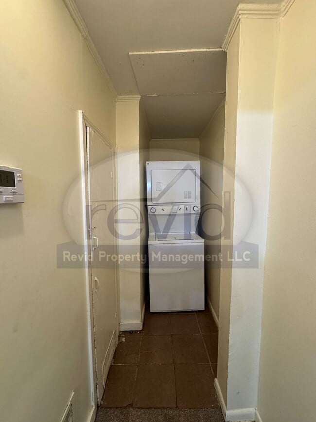 Building Photo - 3749 Douglass Ave