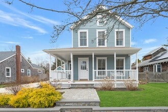 Building Photo - 237 6th St