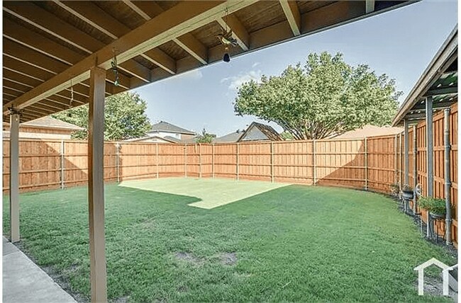 Building Photo - Spacious 4 Bedroom House in Mesquite