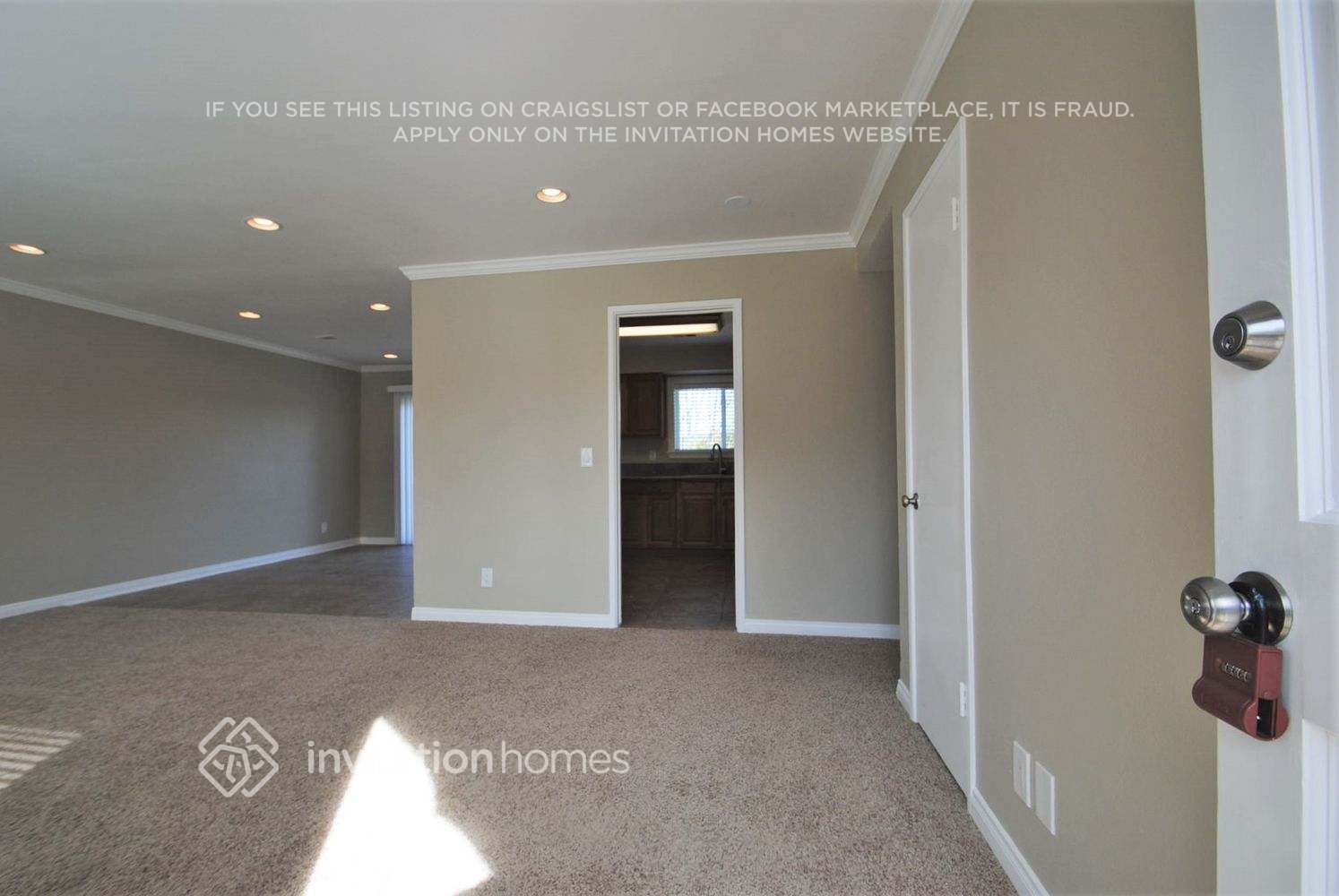 Building Photo - 731 Las Lomas Dr