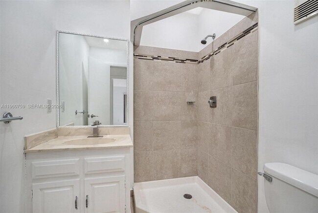 Building Photo - 7074 SW 114th Pl