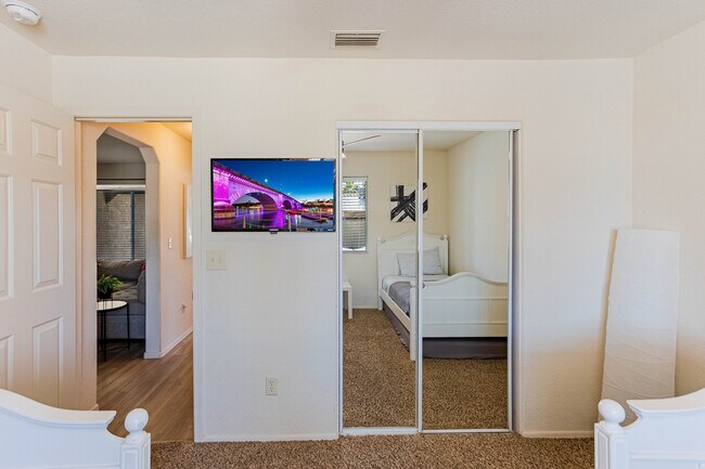 Building Photo - 3280 Rocking Horse Dr