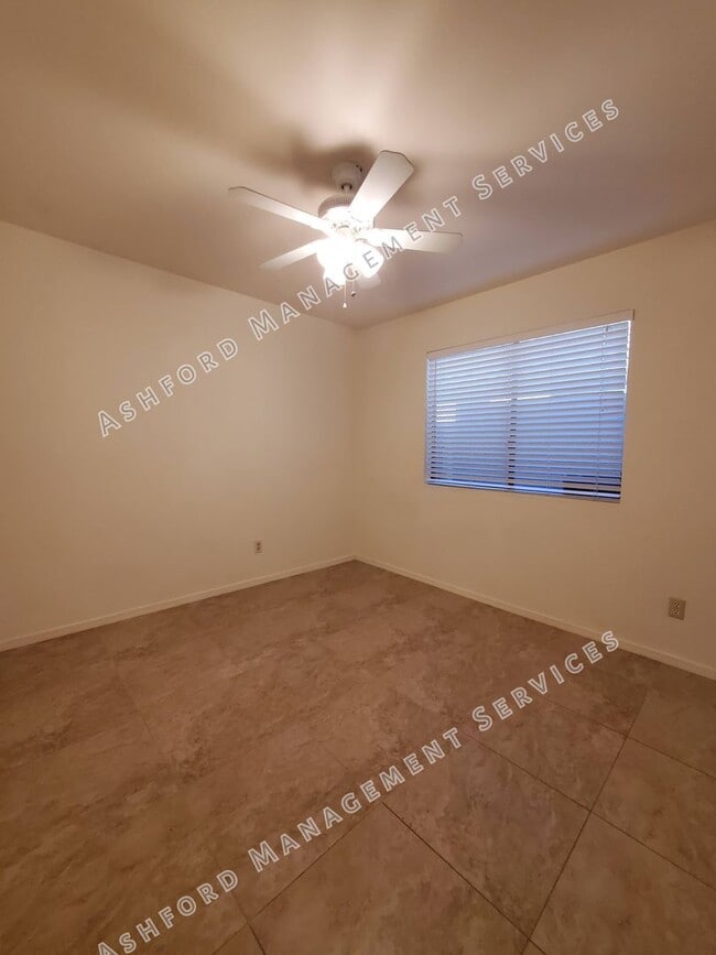Building Photo - 3 BEDROOM ON CULDESAC IN CHANDLER