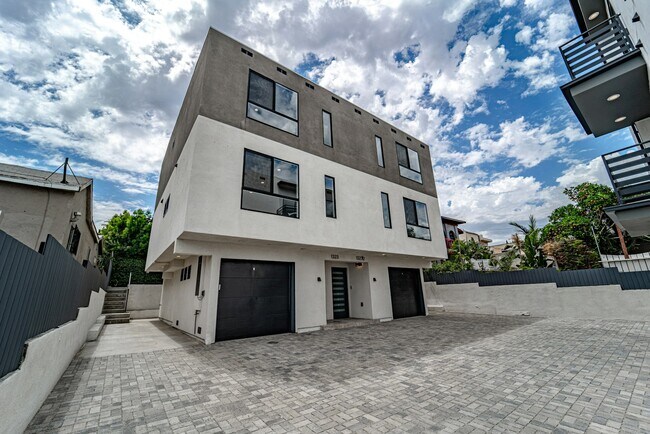 Building Photo - 1321 Bates Ave