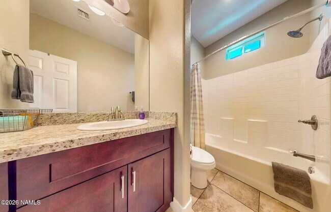 Building Photo - 2561 W Cripple Creek Dr