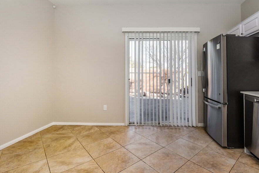 Building Photo - 5978 Genovese Ave