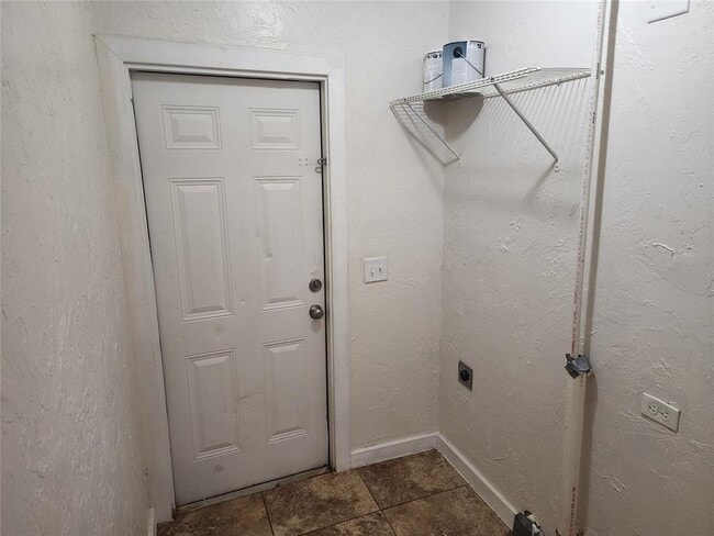 Building Photo - 616 NW 36th St