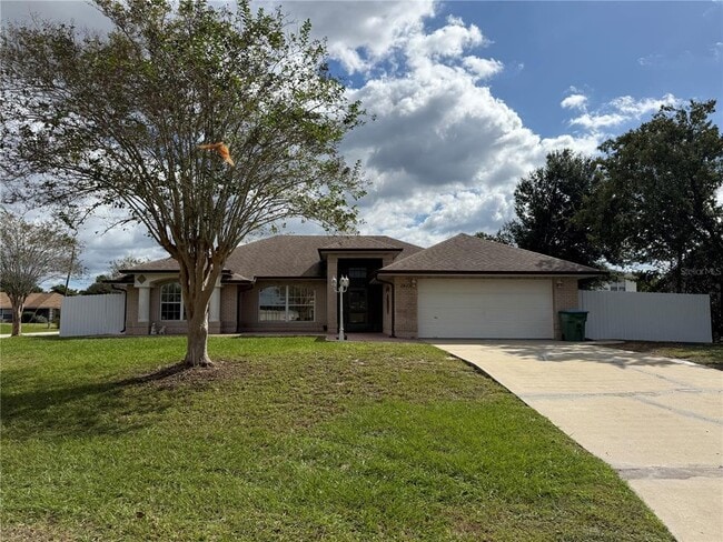 Primary Photo - 2423 Moonstone Ave