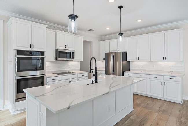 Building Photo - 4770 SW Ardsley Dr