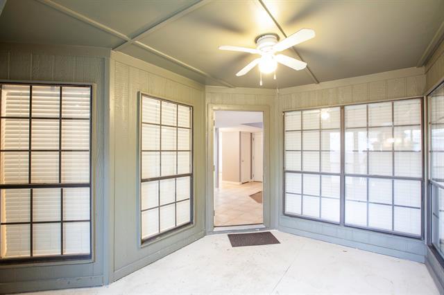 Building Photo - 1124 Kesser Dr