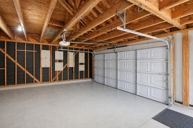 Building Photo - 19011 Polo Meadow Dr
