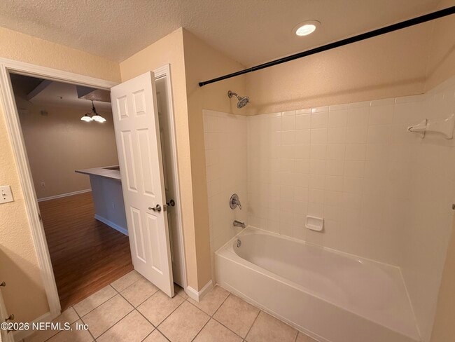 Building Photo - 10075 Gate Pkwy