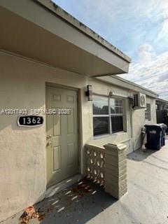 Building Photo - 1362 NE 145th St