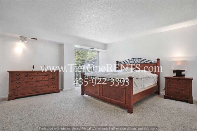 Building Photo - This property offers a NO DEPOSIT option available for qualified renters