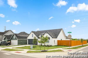 Building Photo - 304 LAS LOMAS