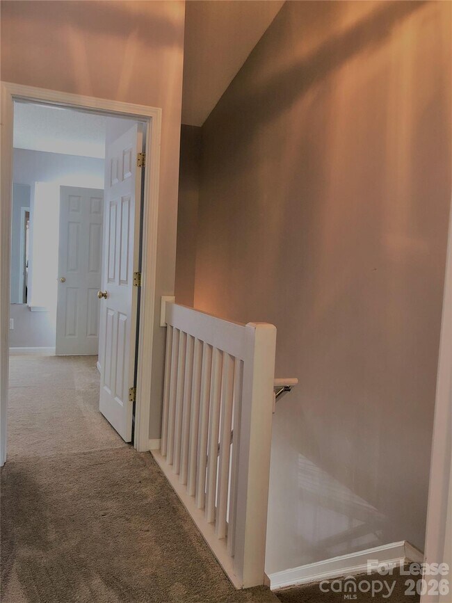 Building Photo - 109 Forester St