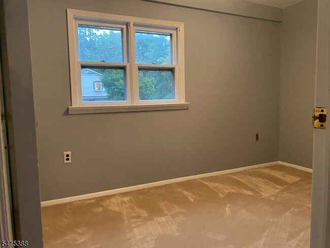 Building Photo - 610 Downer St