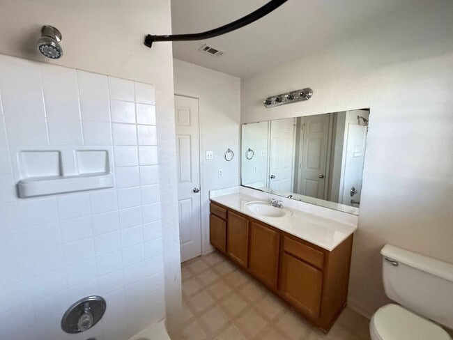 Building Photo - 3301 Bull Run Dr