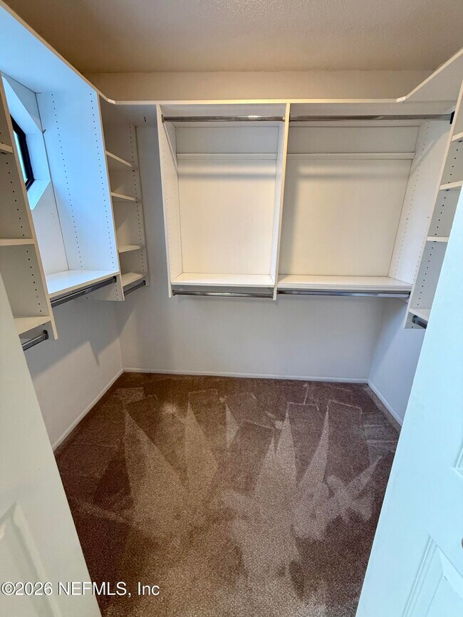 Building Photo - 536 Pelican Key