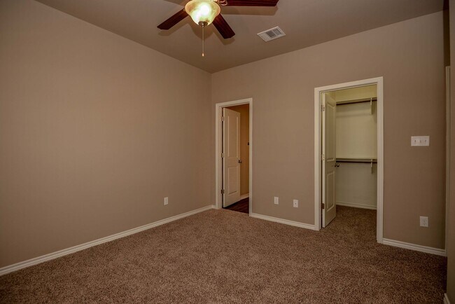 Building Photo - August 2026 Move in - 4/4.5 Townhome in The Revelry!