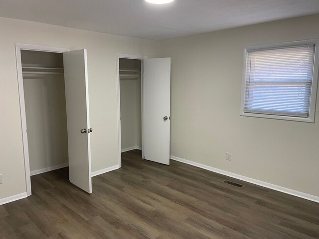 Building Photo - 3 Bedroom 2 Bathroom Home in Kingsport, TN