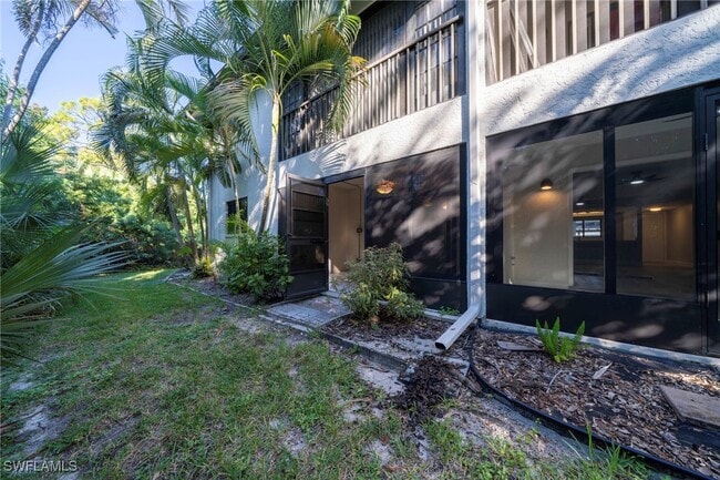 Building Photo - 17456 Woodland Trace Dr