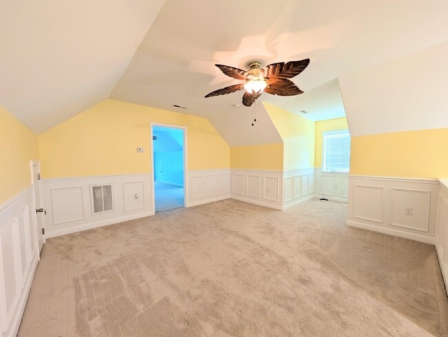 Building Photo - 244 Belclare Way