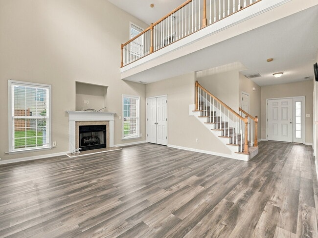 Building Photo - 116 Spring Leaf Ln
