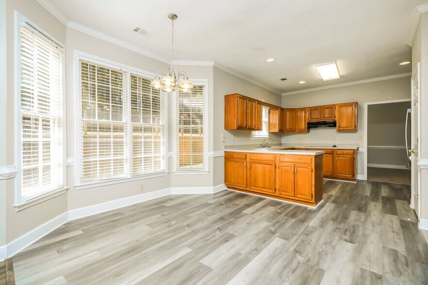 Building Photo - 1052 Laurel Valley Dr SW