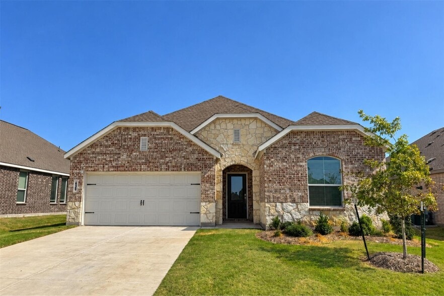 Building Photo - 635 Stud Dr