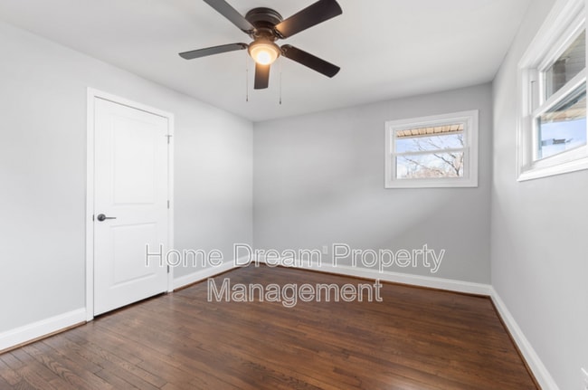 Building Photo - 354 Berry St