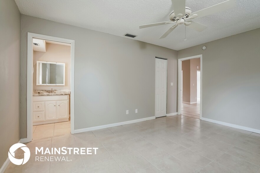 Building Photo - 15802 Key Grass Ln